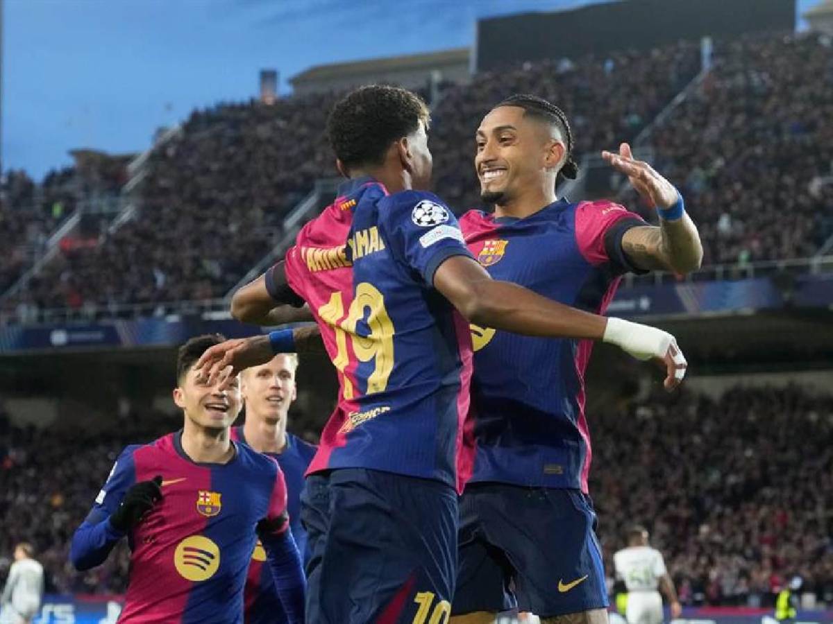 Show de Raphinha-Yamal, festejo a lo Messi y locura del Barcelona en Champions