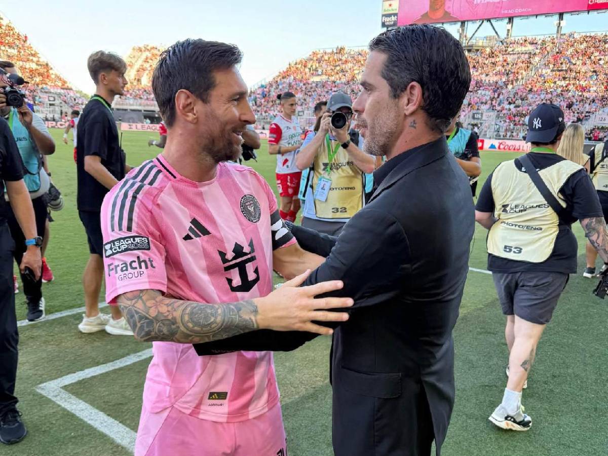 ¿Qué le pasó a Messi? El dolor del argentino, polémica expulsión y festejo a lo CR7