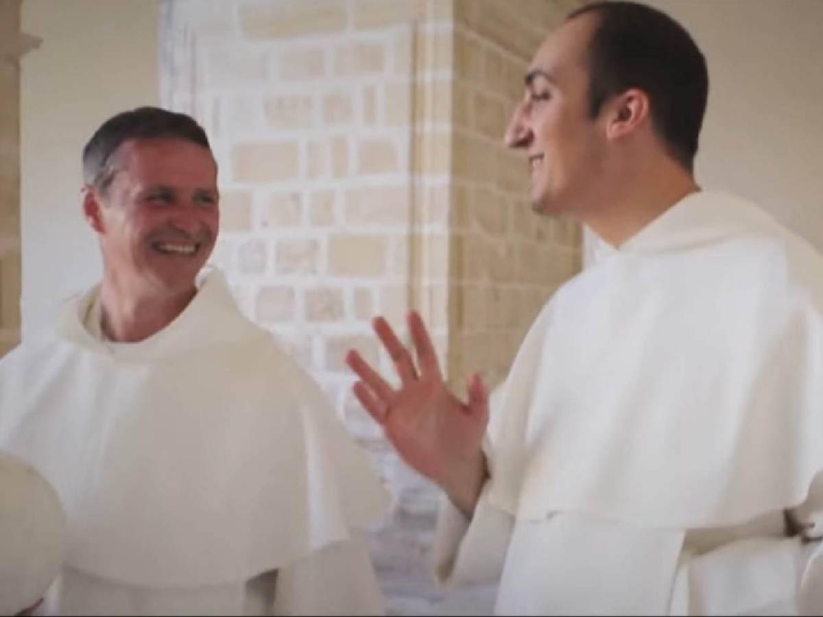 Ganaba un dineral, dejó el fútbol y sorprendió al convertirse en sacerdote