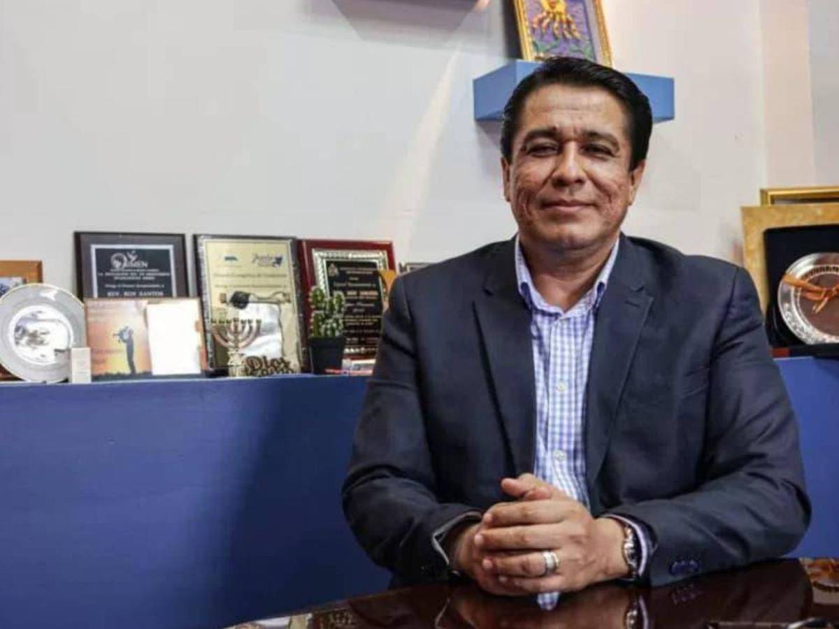 Roy Santos deja mensaje a Mel y profetiza sobre el futuro de Nasralla