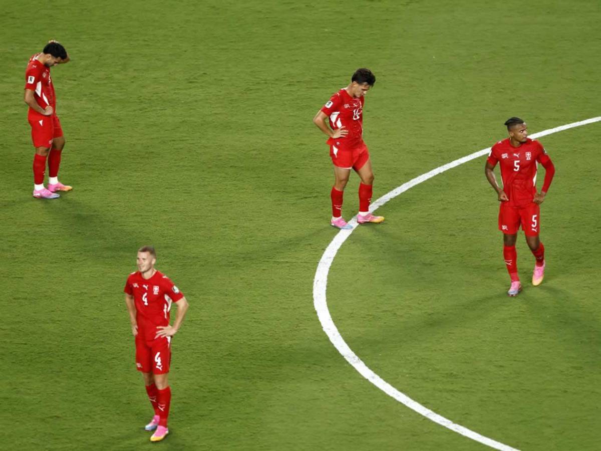 Otra ayuda a Argentina, fuerte cruce de Messi con árbitro, agresión y apareció su enemigo