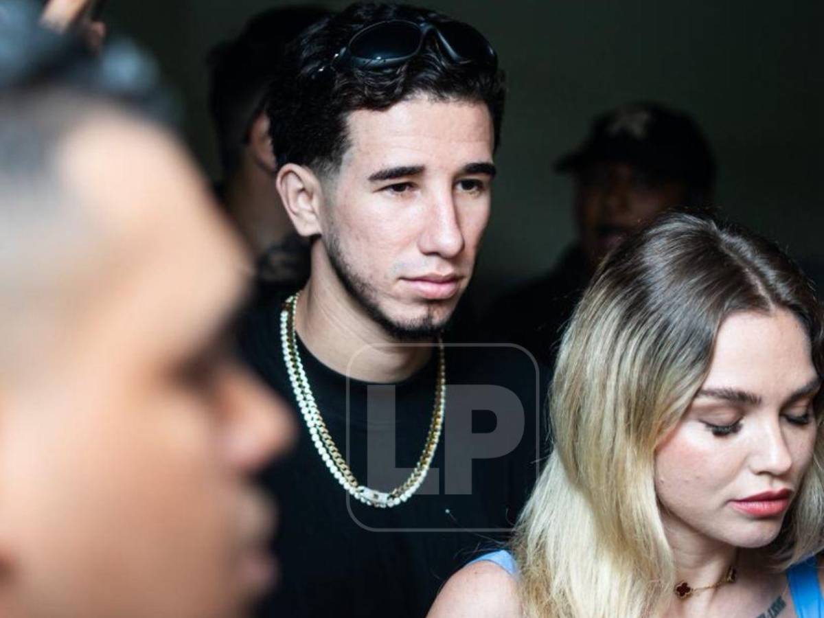 La invitada que no podía faltar al partido de tiktokers en La Ceiba