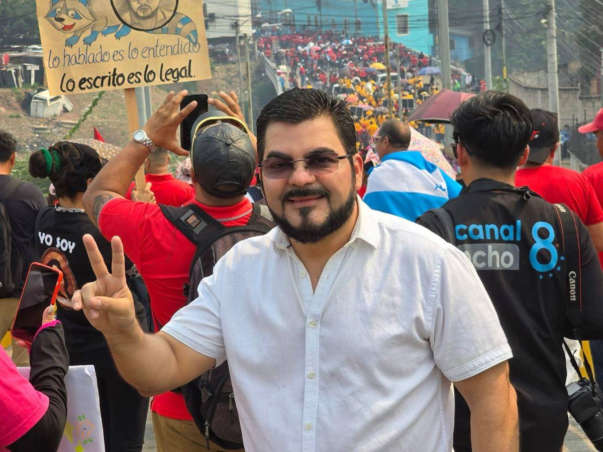 Diputado de Libre a Nasralla: “Mel es arquitecto en política; usted, ingeniero sin saber de política”