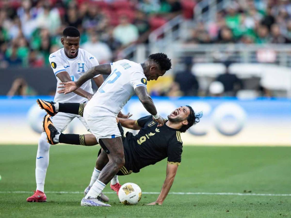 Tristeza de Honduras, bronca de México, feo gesto del 'Vasco' con Quioto y pelea en las gradas