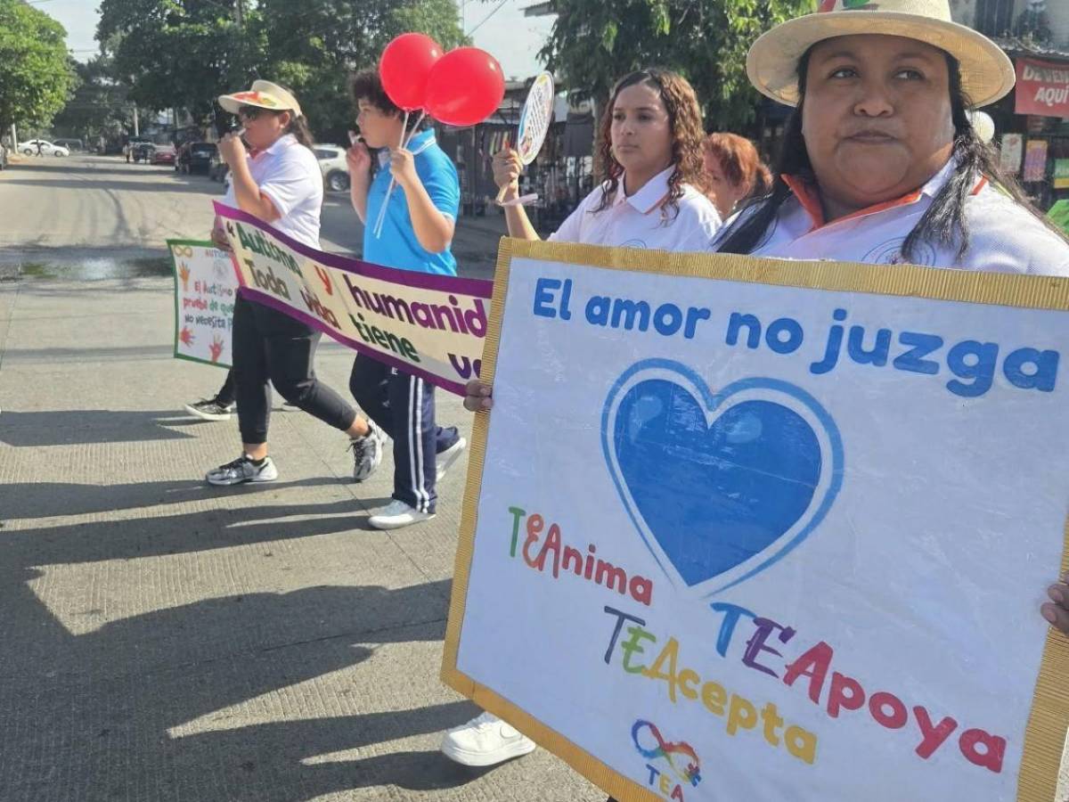 Día del Autismo: caminan juntos por una sociedad que abrace las diferencias