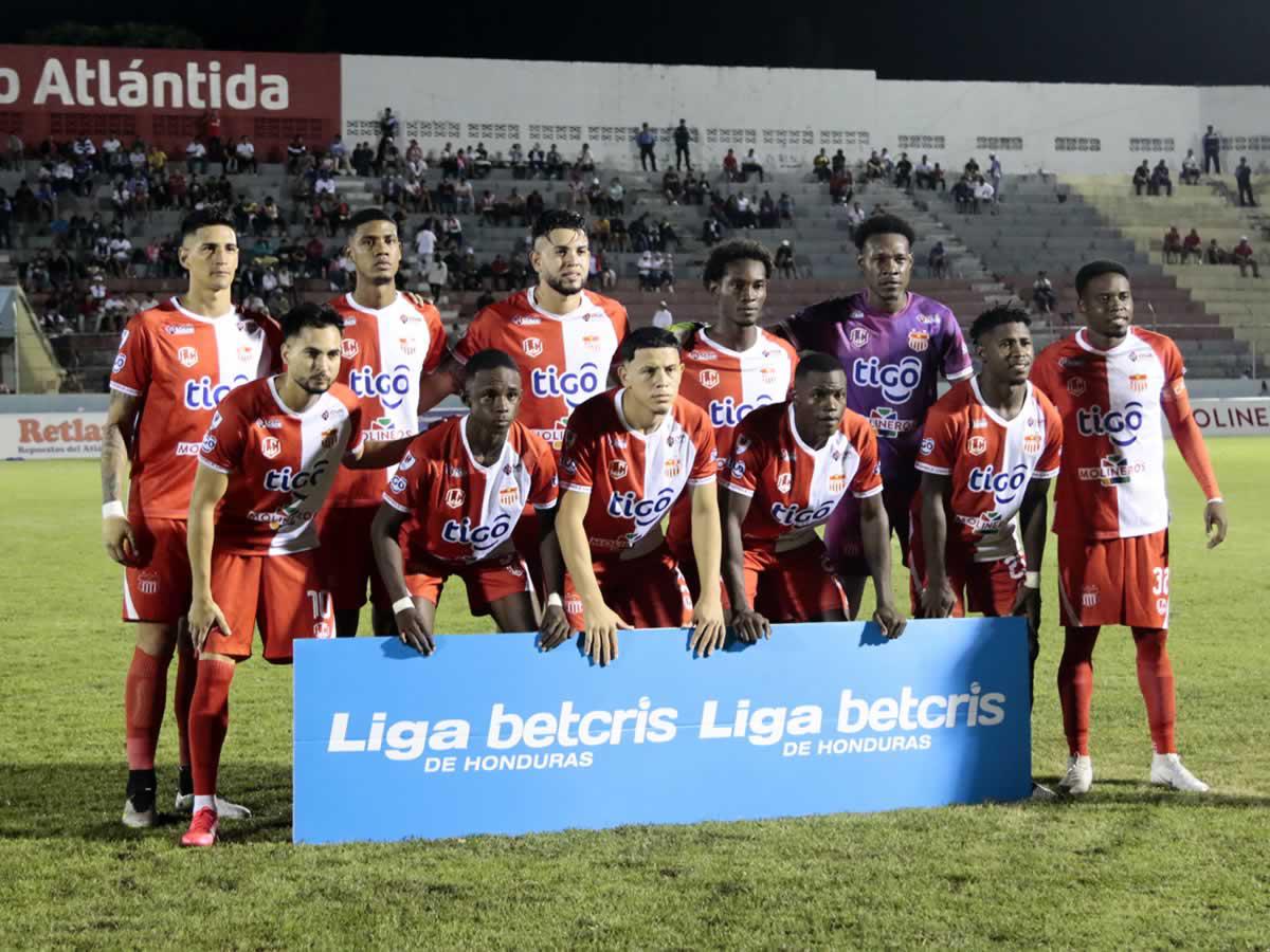 El Vida cambia otra vez de entrenador antes de visitar al Olimpia
