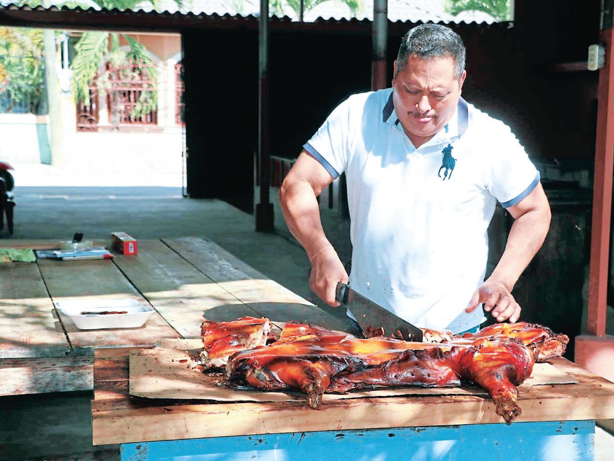 Nochebuena con cerditos de Copán en miles de hogares