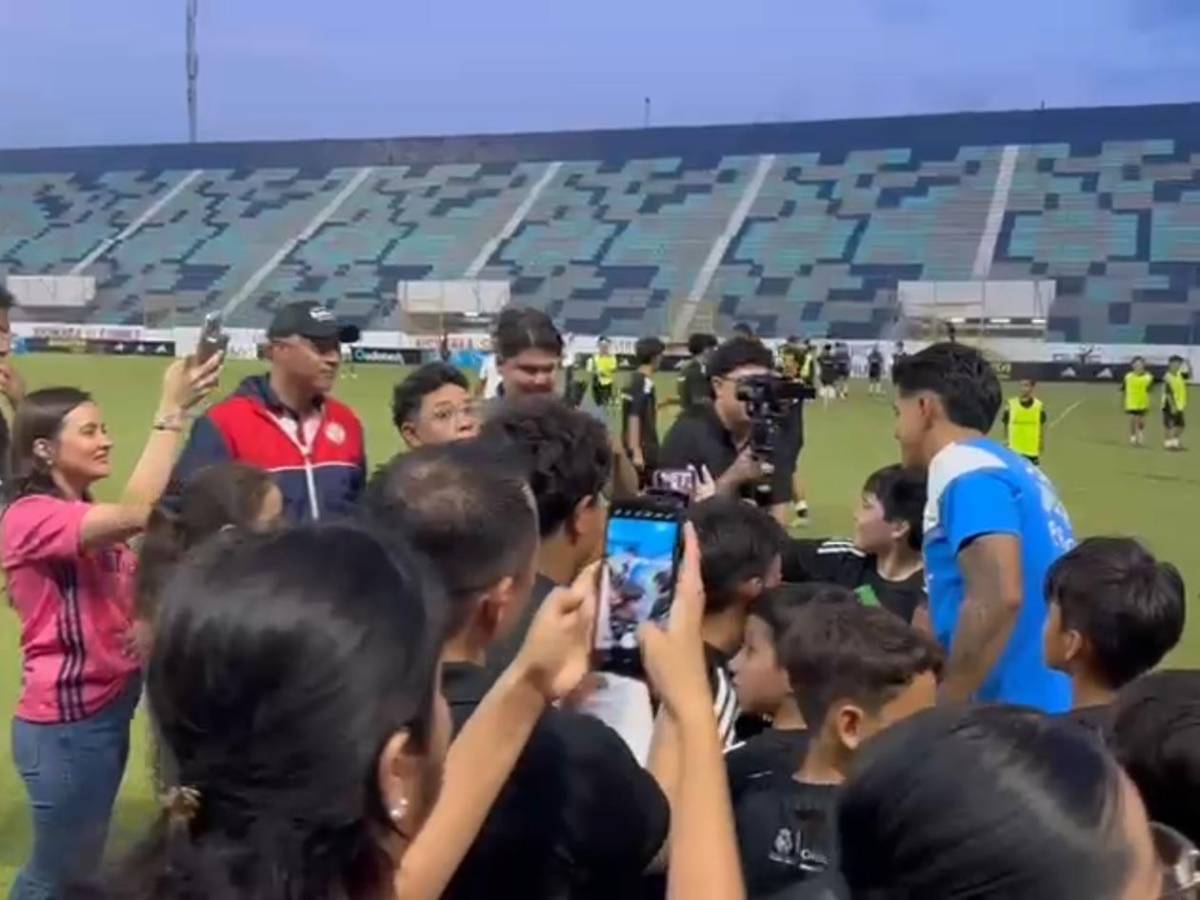 Honduras, lista para Copa Oro: locura por Palma, Rueda sorprende a jugador y ¿guardaespaldas?