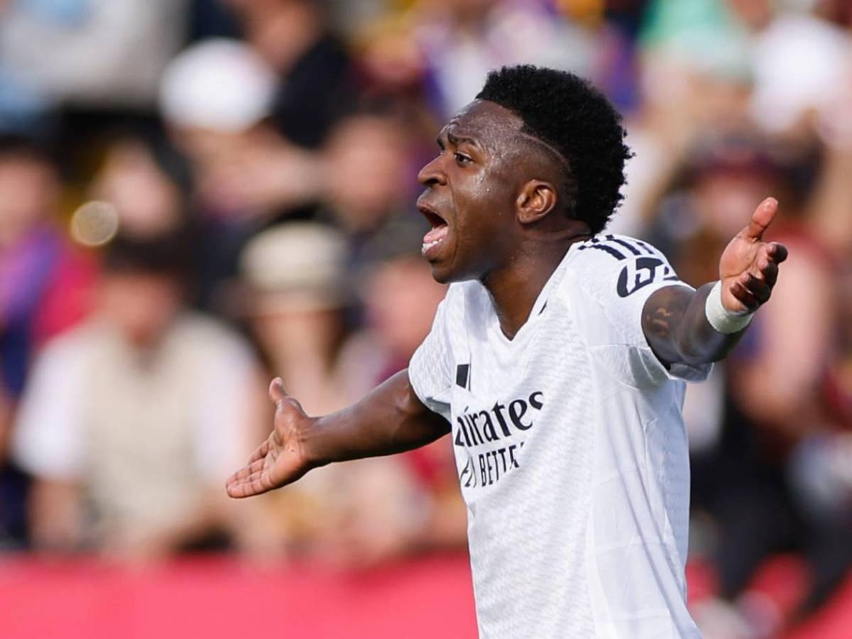Vinicius recibe duro golpe del Real Madrid: Amenaza con irse a inédito lugar