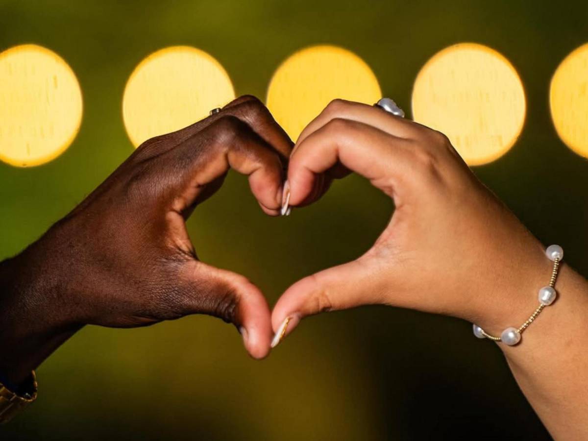 Futbolista colombiano se casó con hondureña: su mensaje desata reacciones