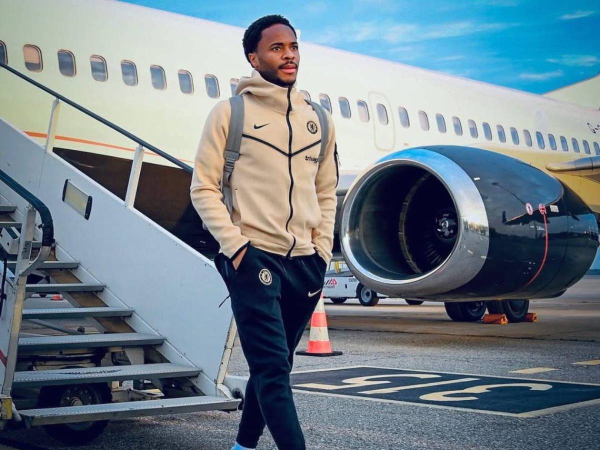 El delantero Raheem Sterling sufre un robo en su casa: así se defendió