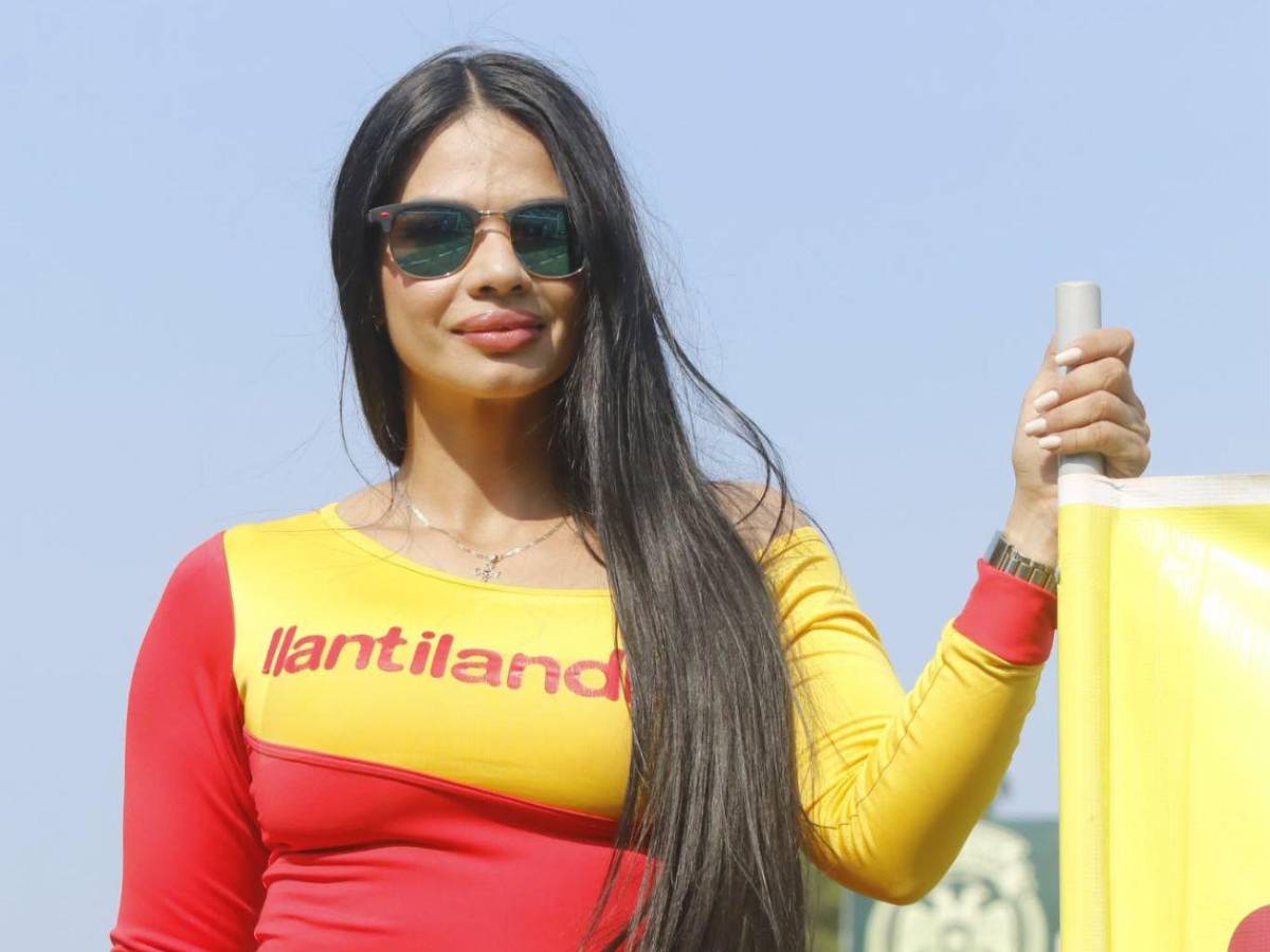 Las bellas chicas que adornaron el derbi Marathón-Real España en el Yankel