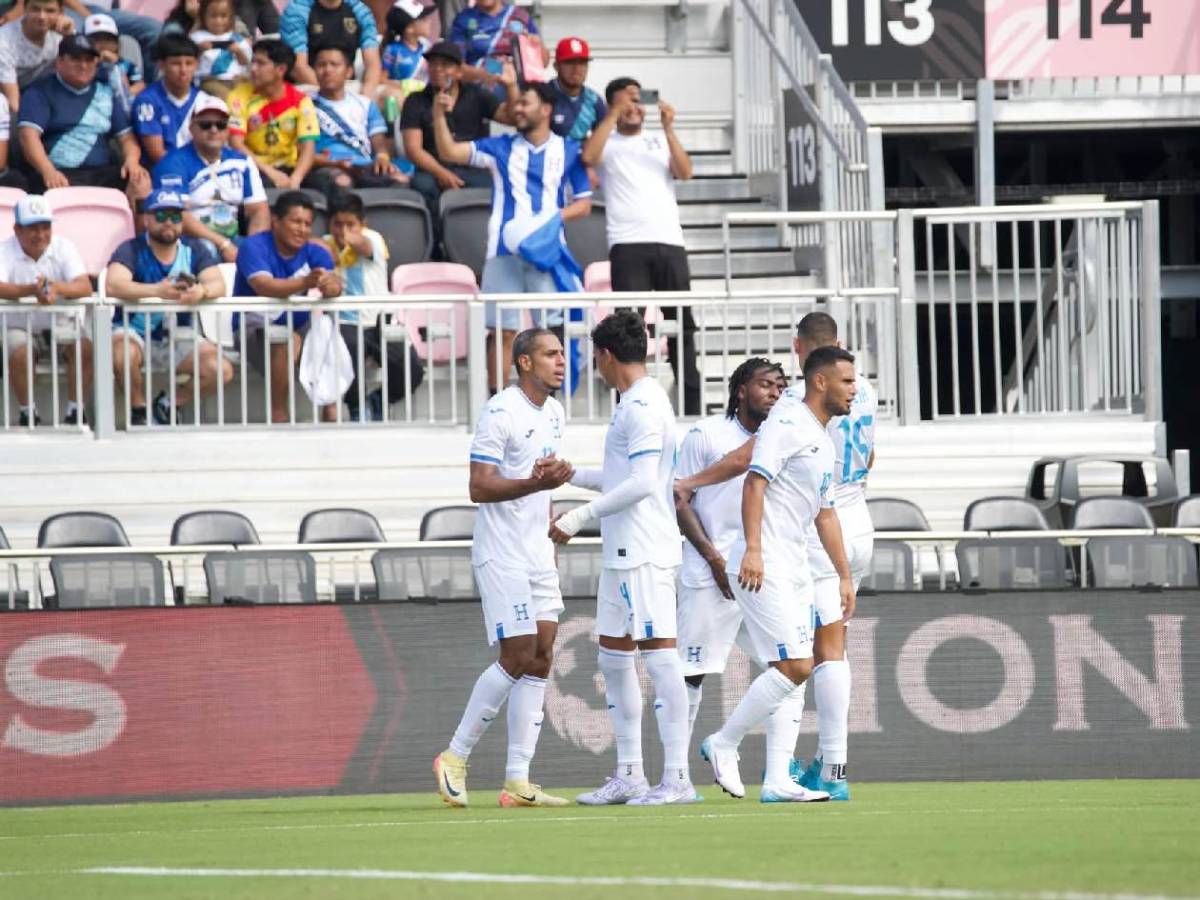 Amargura de Honduras, visita de lujo, sorpresivo debutante y legionarios presentes