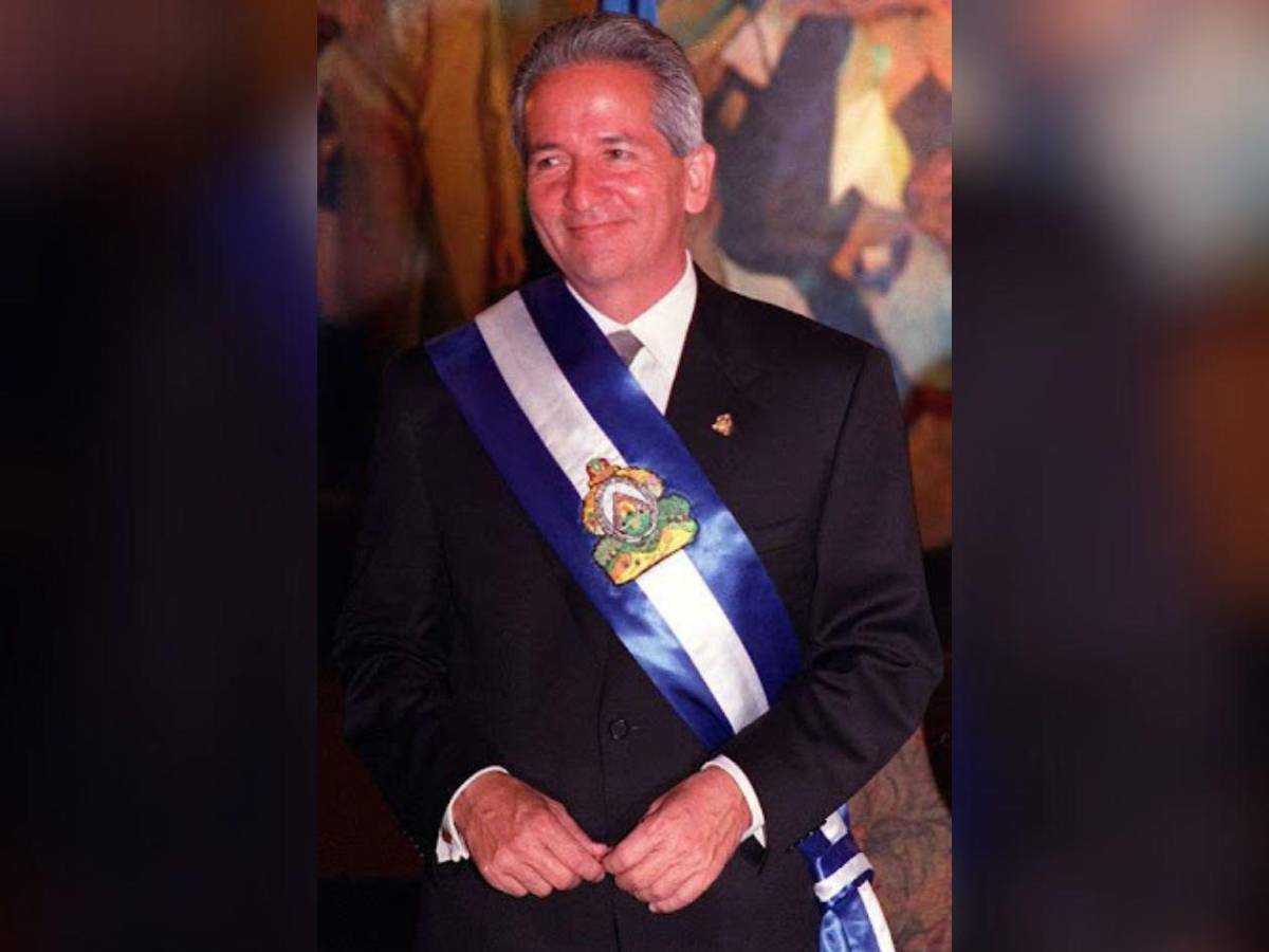 Nasry Asfura rompe cuatro décadas de tradición en tomas de posesión