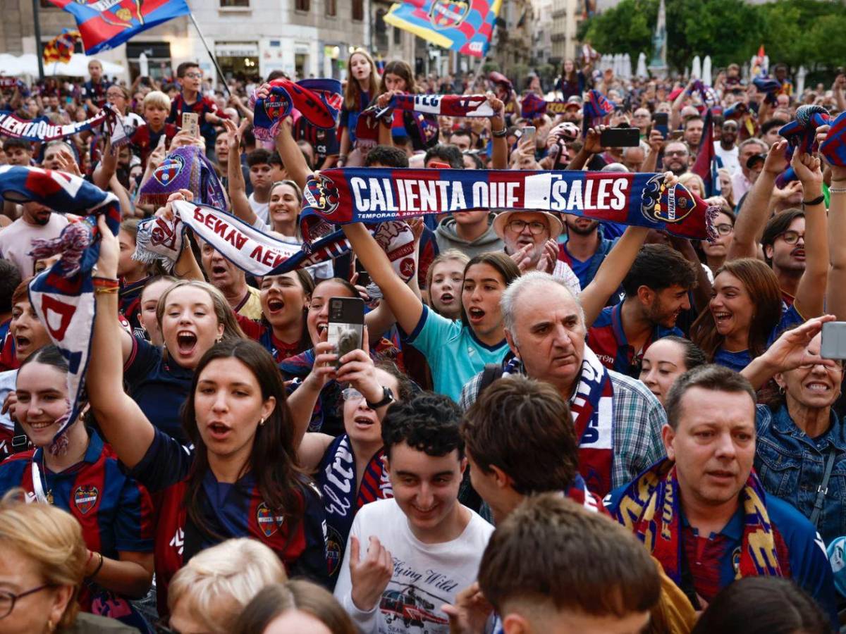 Kervin Arriaga tiene nueva casa en España: Navas formó parte y así es el Levante UD