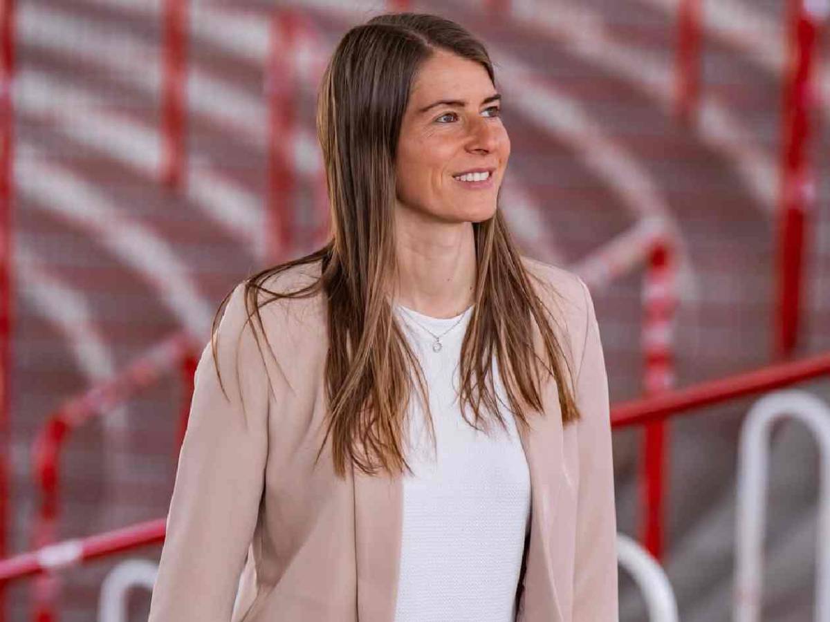 Revuelo: mujer dirigirá por primera vez a un histórico club de Europa