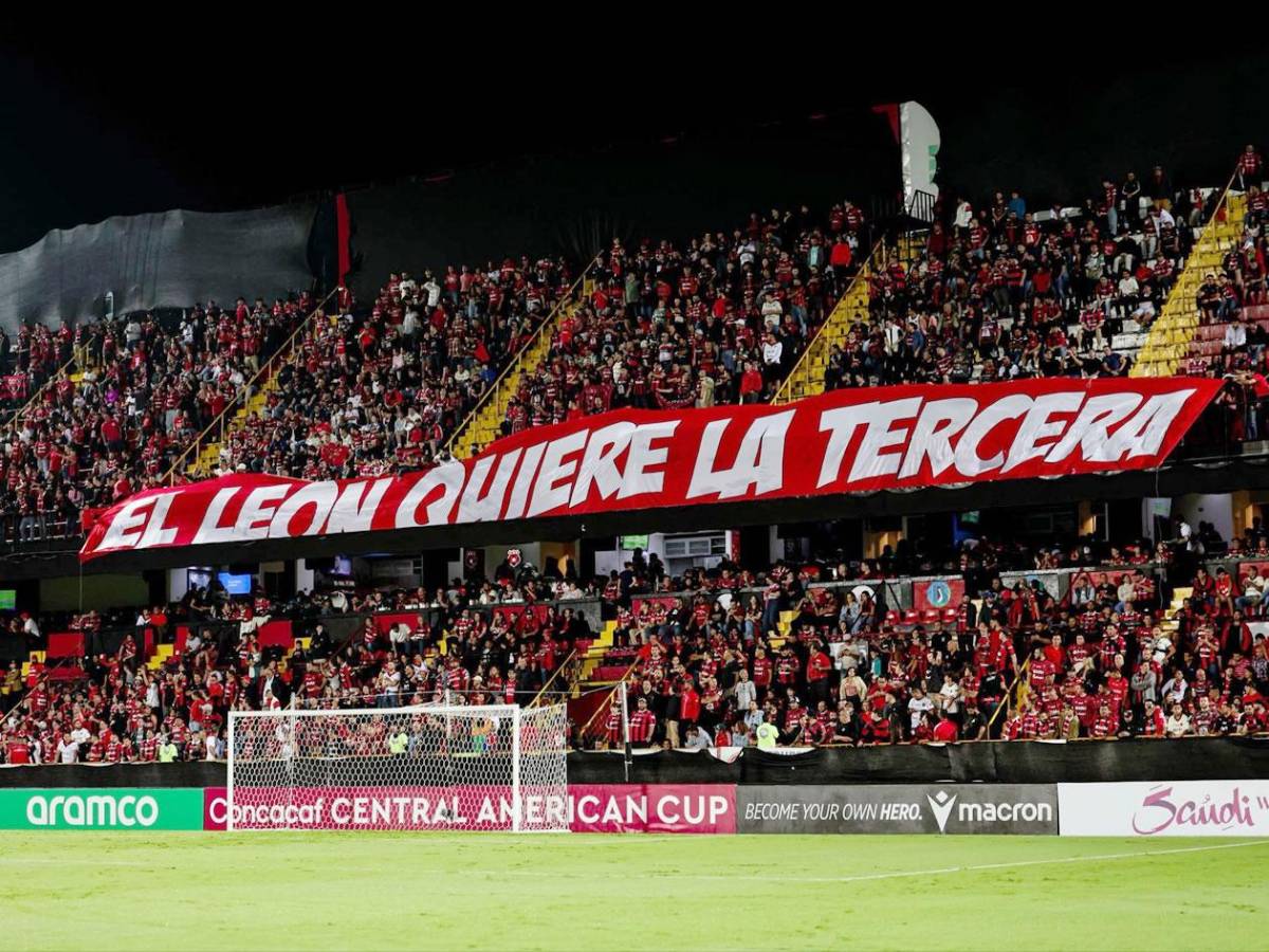 Alajuelense recibiría fuerte castigo de Concacaf por ataque a bus de Olimpia: tenía advertencia