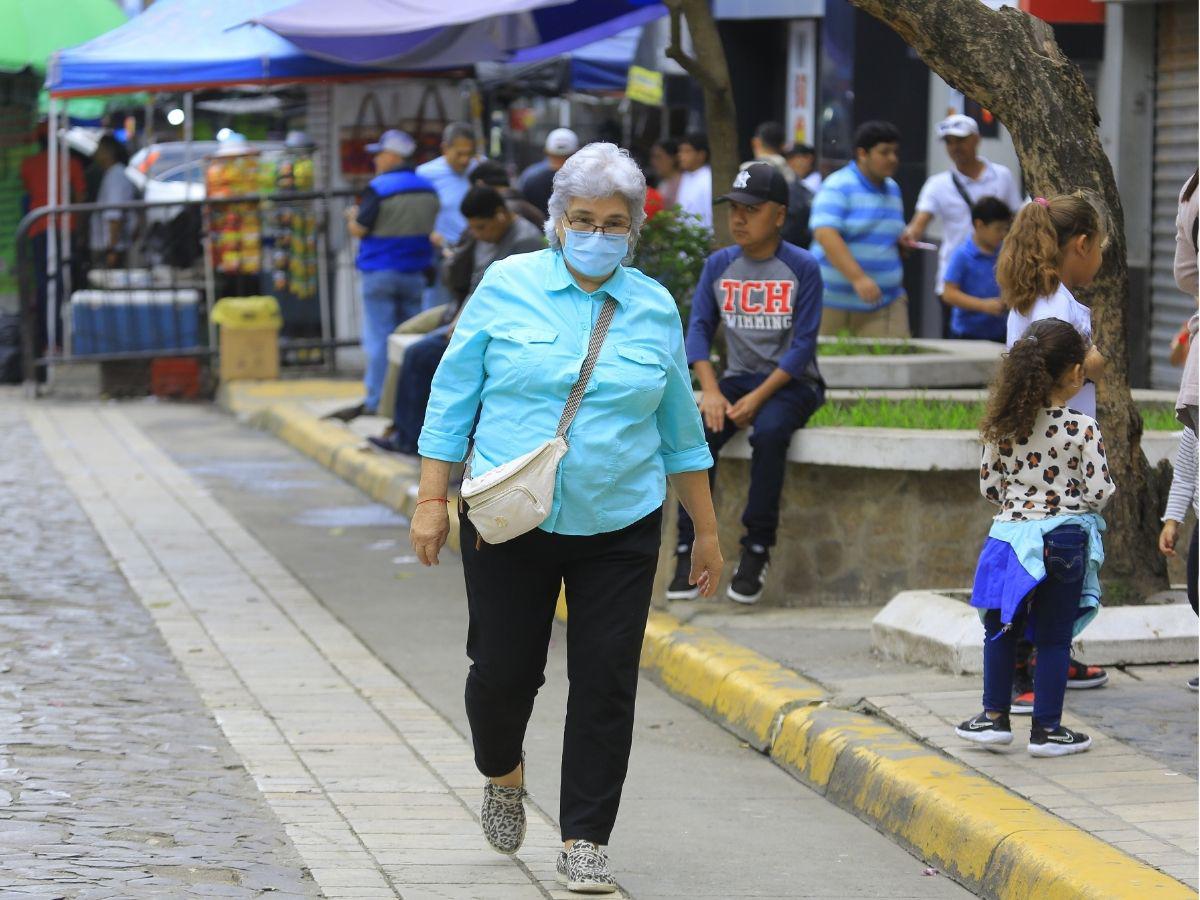 Adultos mayores en Honduras recibirán nuevos descuentos en servicios básicos