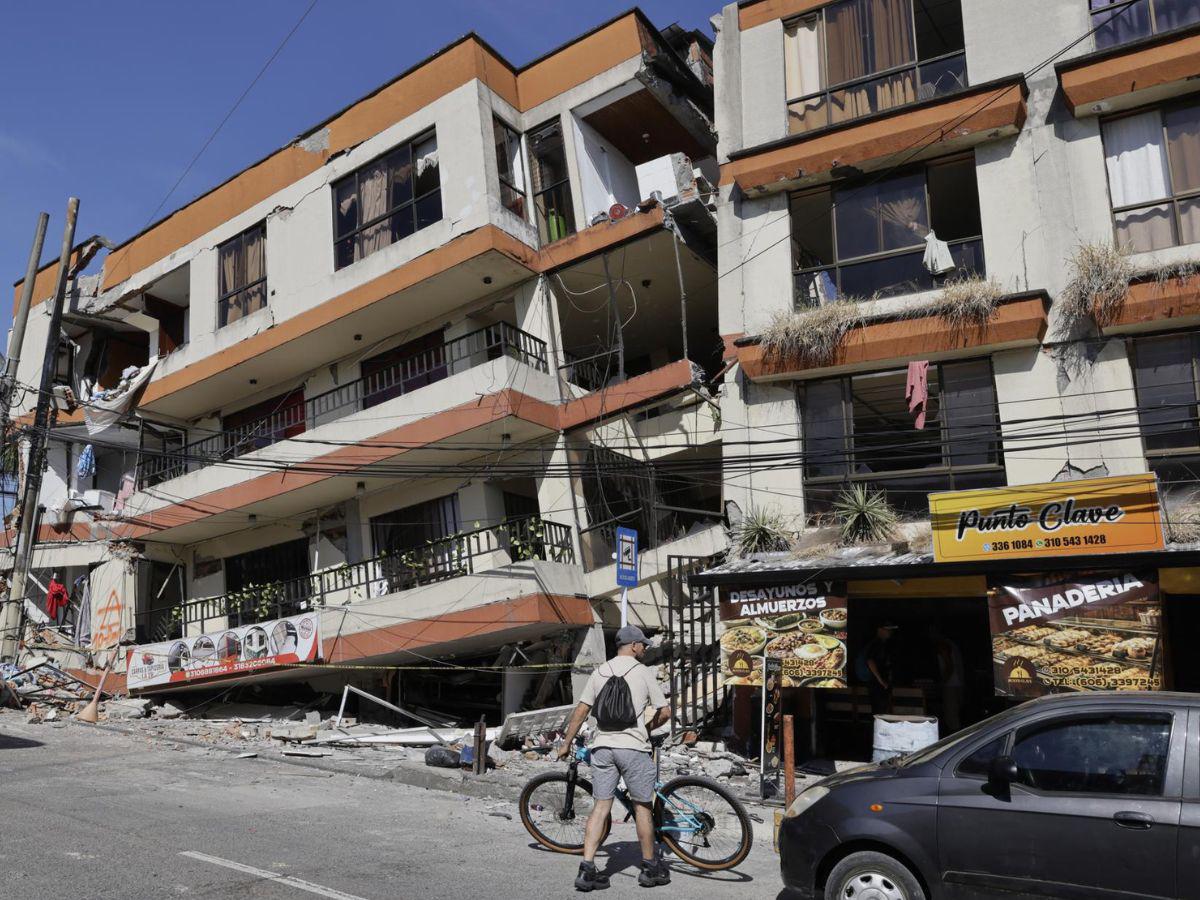 Aylín Mujica y su hija quedaron atrapadas en terremoto en Colombia