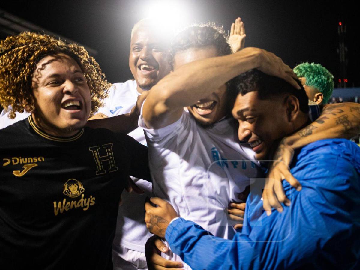 El partido de tiktokers en fotos: ternura, caos y despedidas