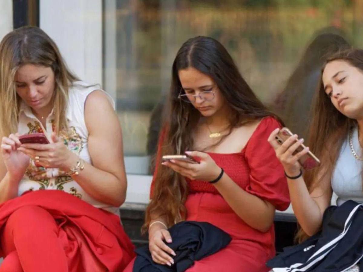 ¿Meta cobrará por usar WhatsApp? Esto es lo que se sabe