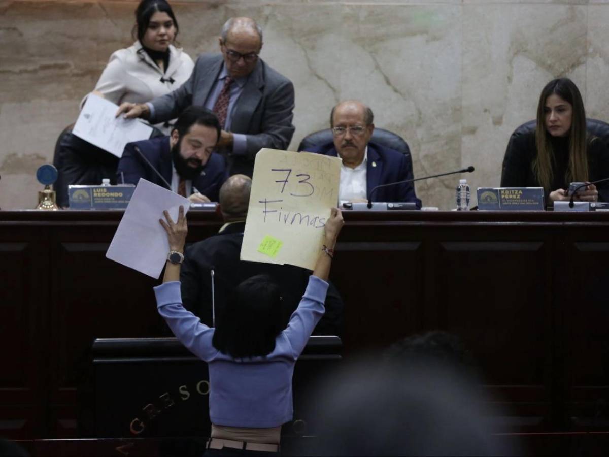 Luis Redondo tilda de “ilegal” moción para discutir tratado de extradición