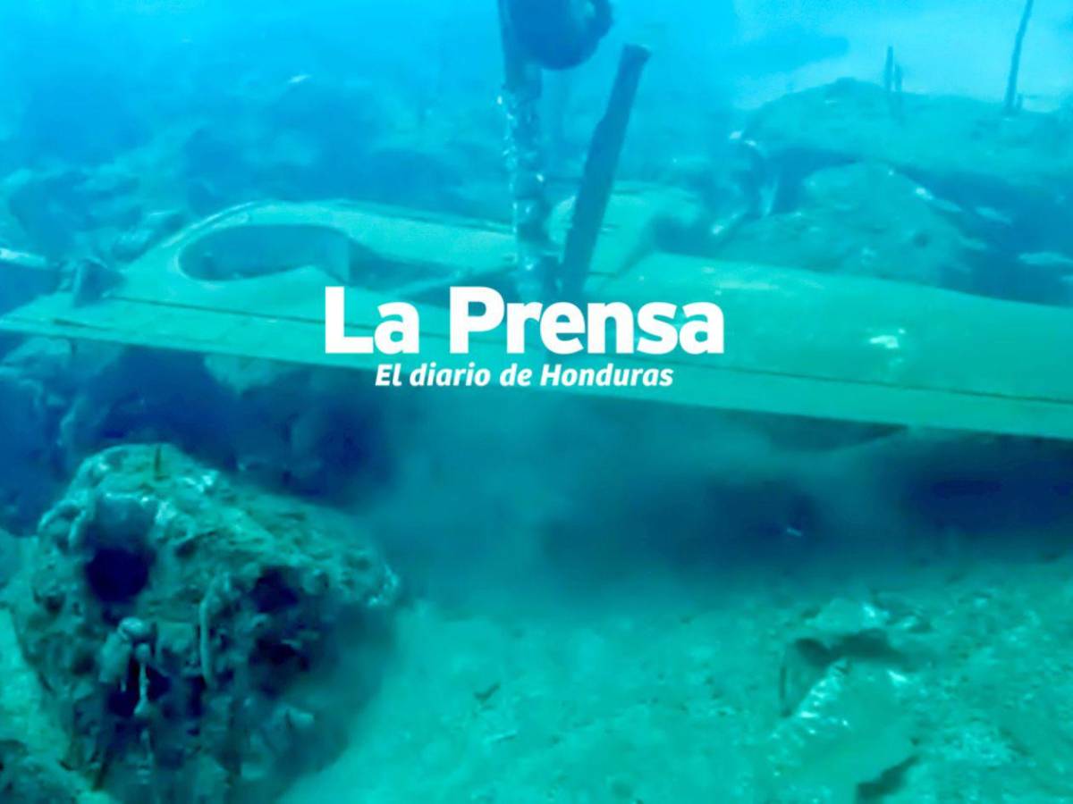 Fotos inéditas: restos del avión del vuelo LNH-018 hundido en Roatán