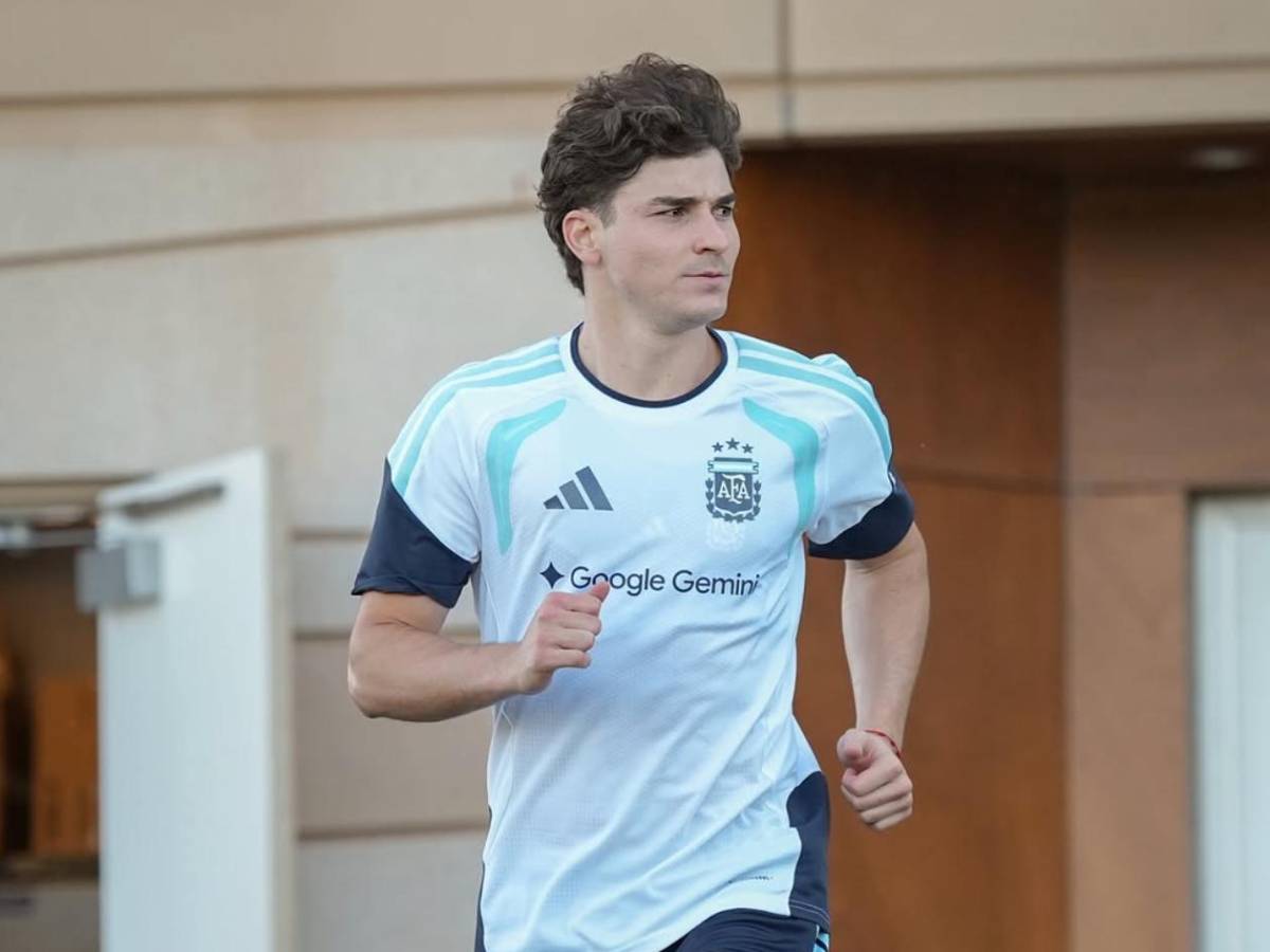 Mercado: ¿Traición de Julián Álvarez? Acepta fichar por impensado equipo y sufre Barcelona