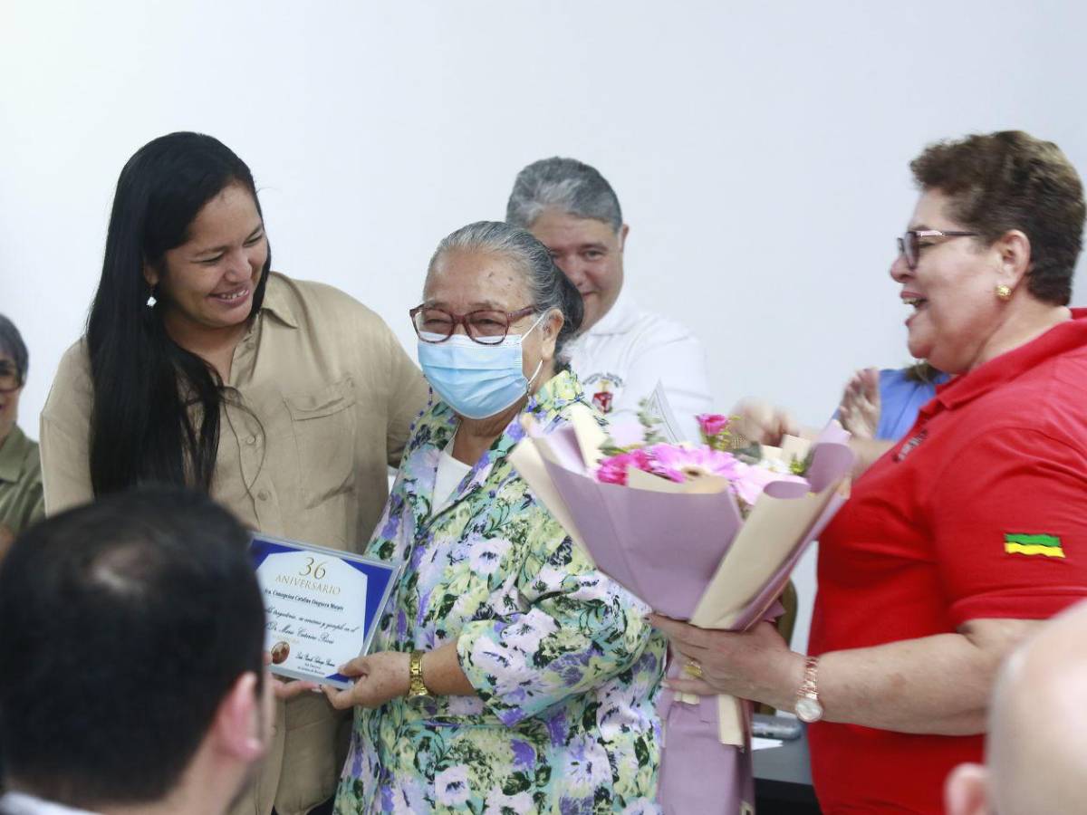 Entre música y homenajes, el hospital Mario Rivas celebra su 36 aniversario