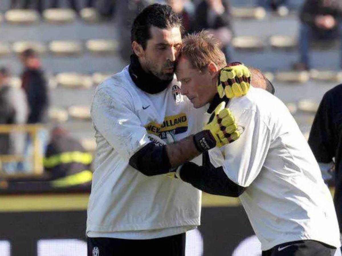 Muere el futbolista en un accidente de tráfico: su coche fue arrollado por un tren