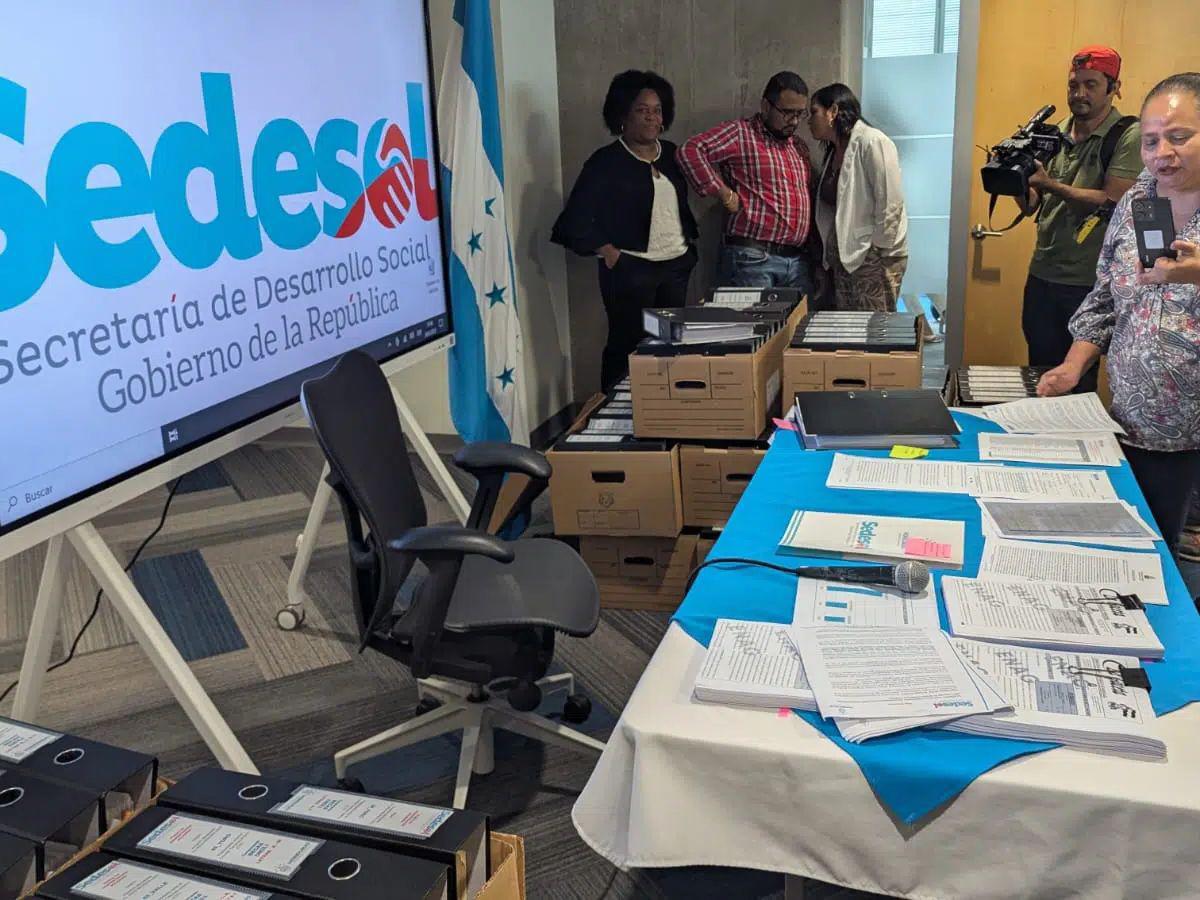 Rider Cálix, el funcionario de Sedesol que recibió más de L1 millón para viajes