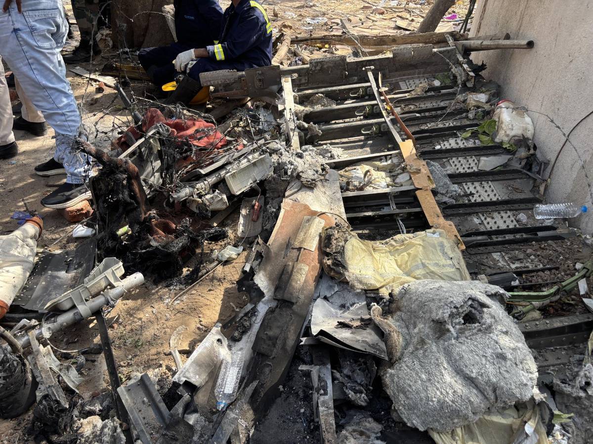 Imágenes devastadoras del accidente del avión de Air India