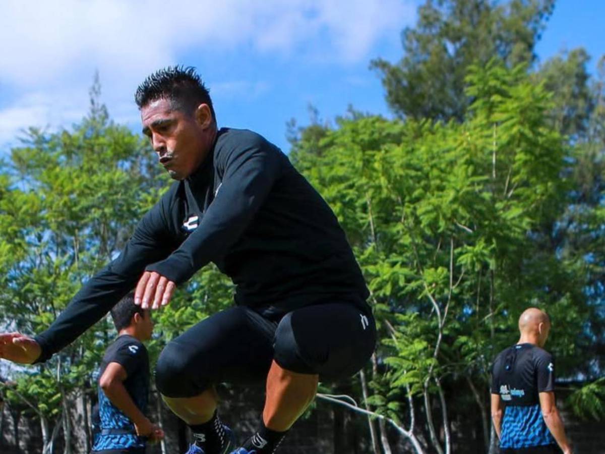 Consternación por rara enfermedad de famoso futbolista: Hace una confesión sobre lo que le ocurre