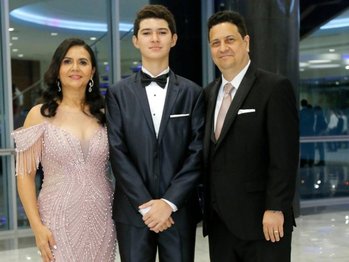 La Academia Americana dice adiós con su generación 2025