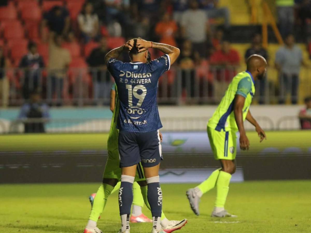Motagua hace el ridículo, su afición se rebela y señalan al culpable