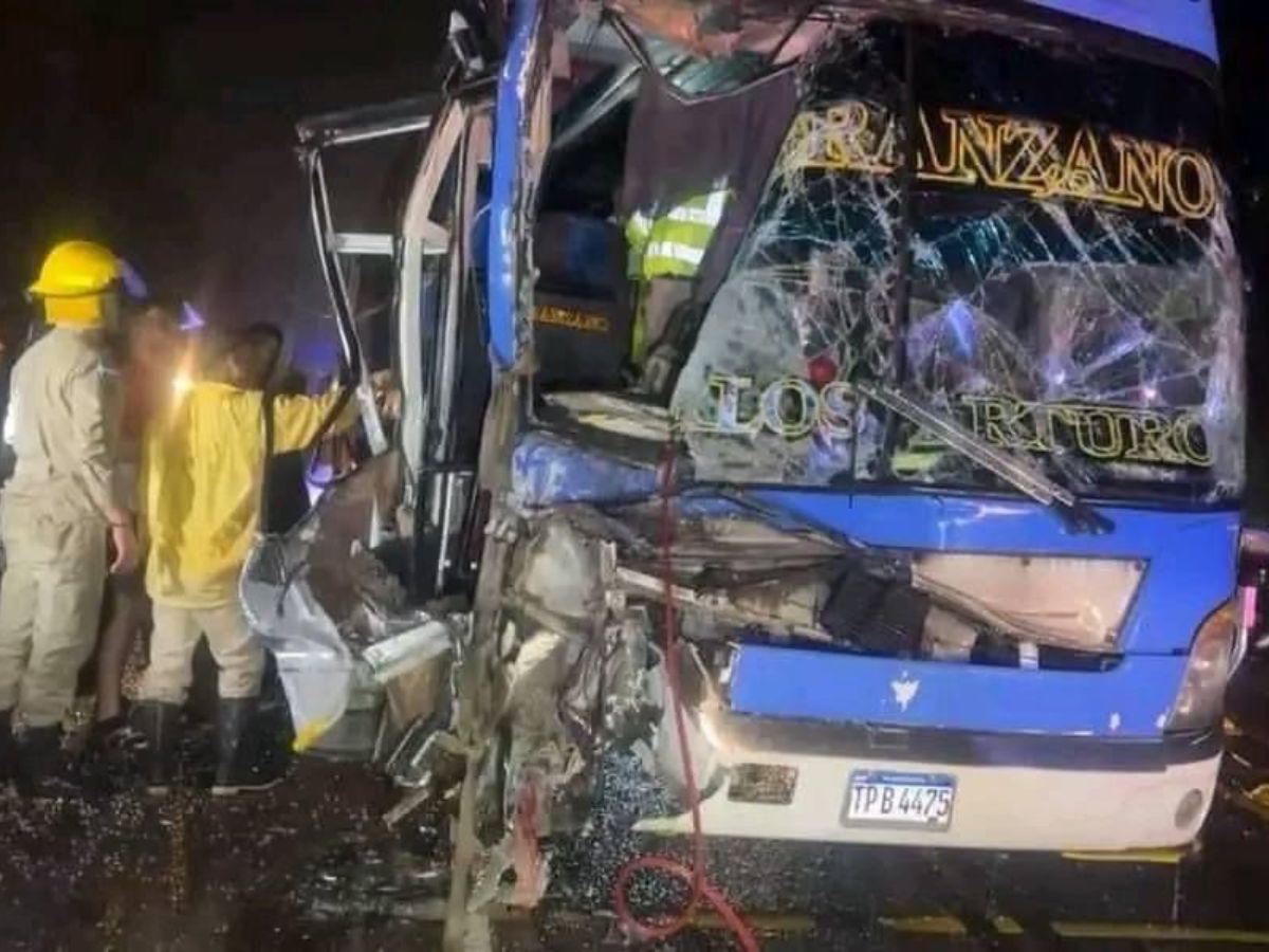 Muere ayudante de bus tras aparatoso accidente en la CA-5