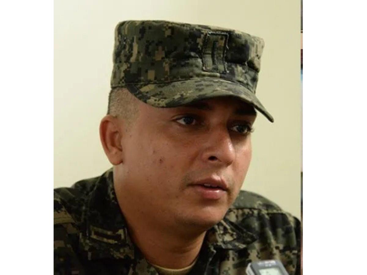 Saraí Espinal rompe el silencio tras baja de su esposo, el capitán José Coello