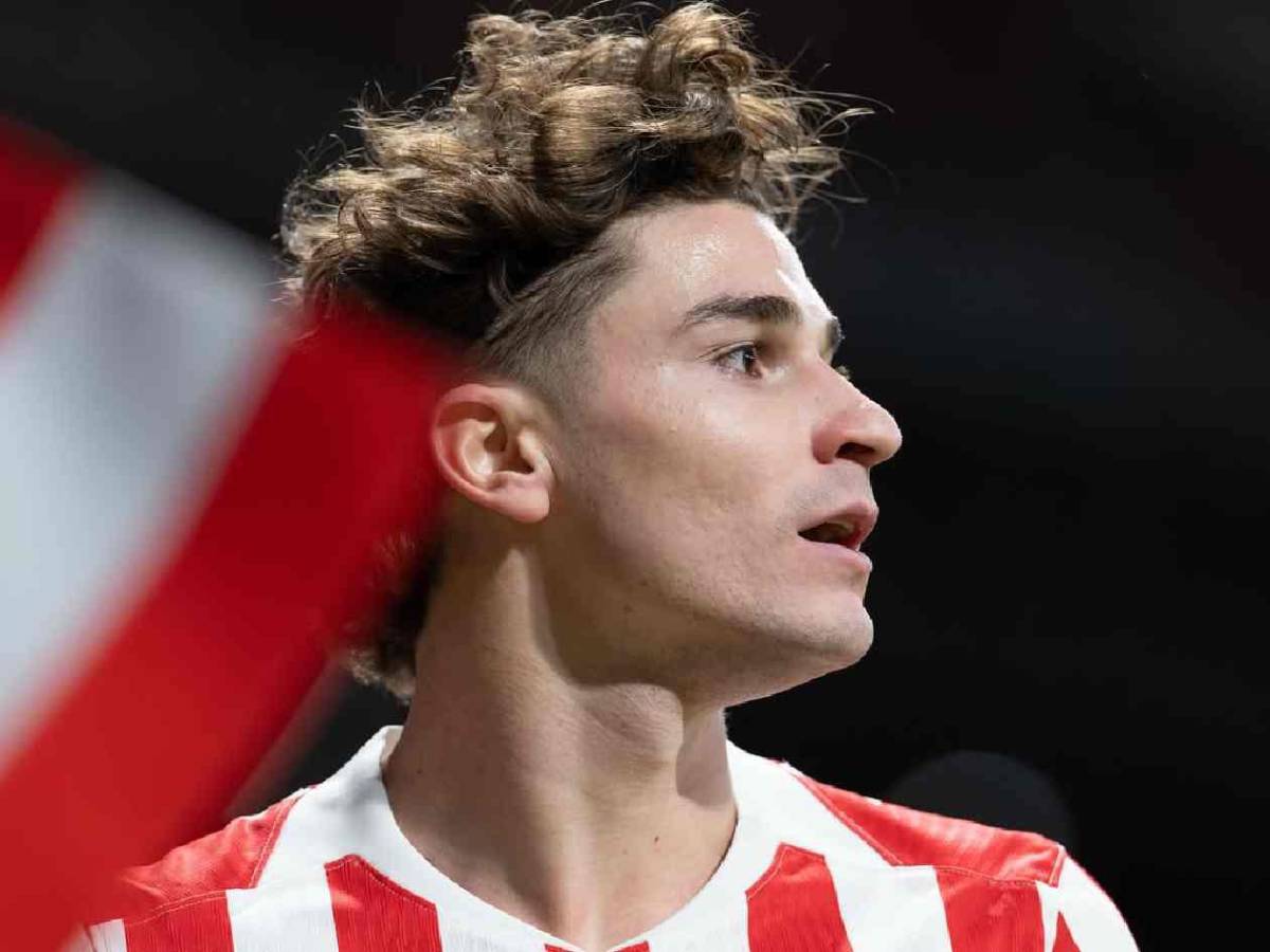 Laporta avisa: Barcelona toma decisión con Julián Álvarez para próximo mercado