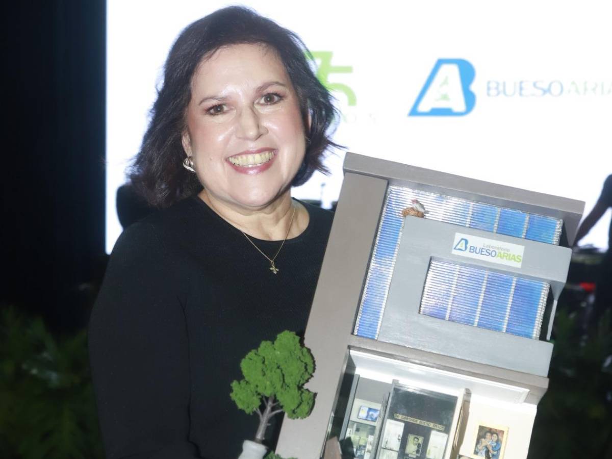 “Bodas de Brillante”: Laboratorio Bueso Arias celebra 75 años de historia