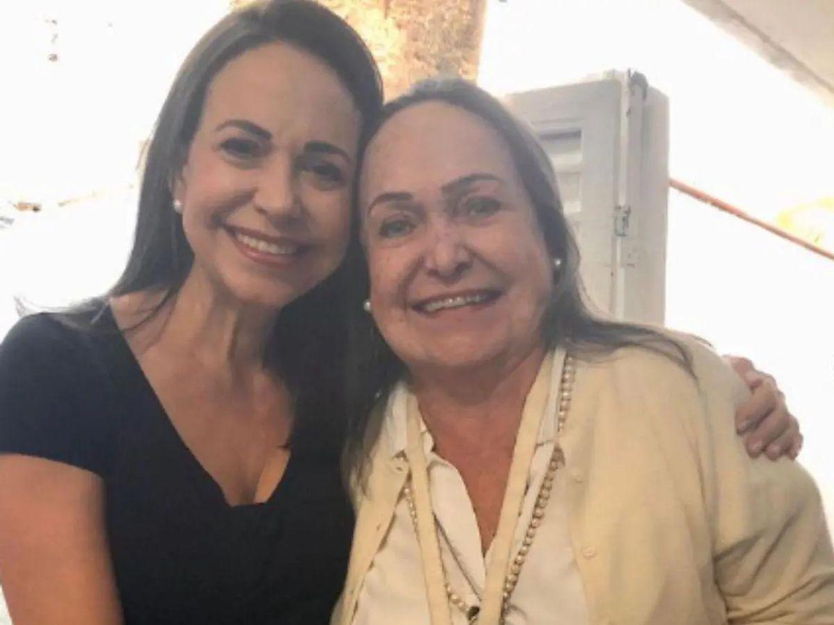 ¿Quién es la familia de María Corina Machado, el Premio Nobel de la Paz 2025?