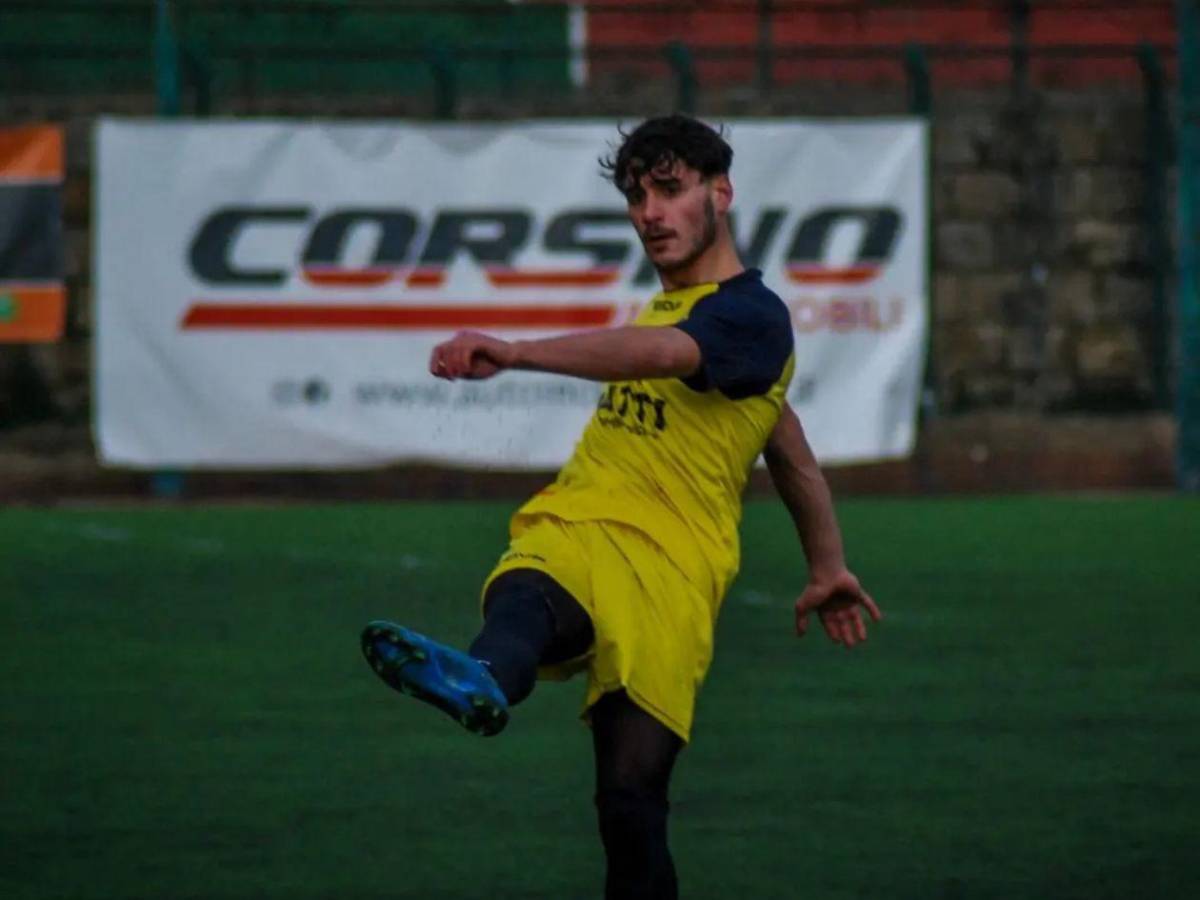 Tragedia en Italia: futbolista es asesinado con un destornillador en el cuello tras una pelea