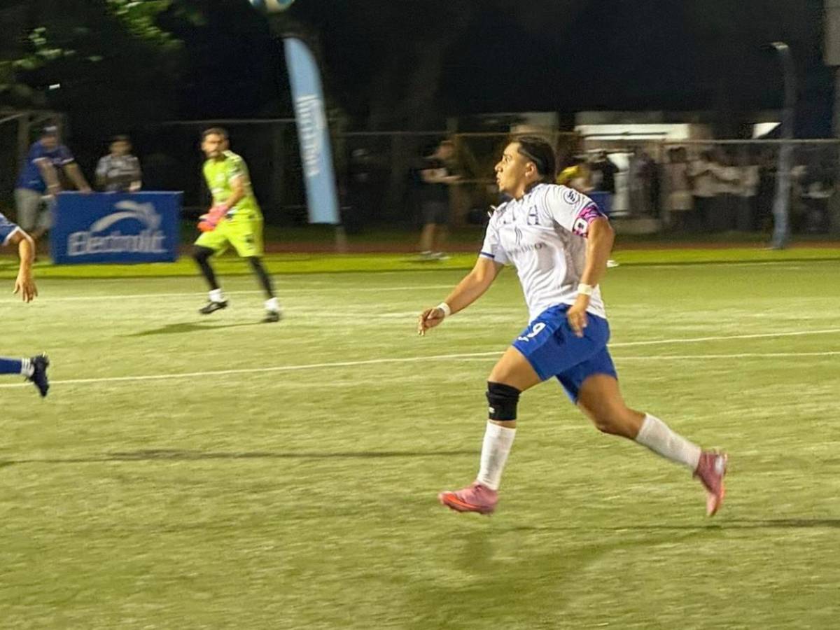¿Davis Flow a equipo de Liga Nacional tras su partidazo ante El Salvador?