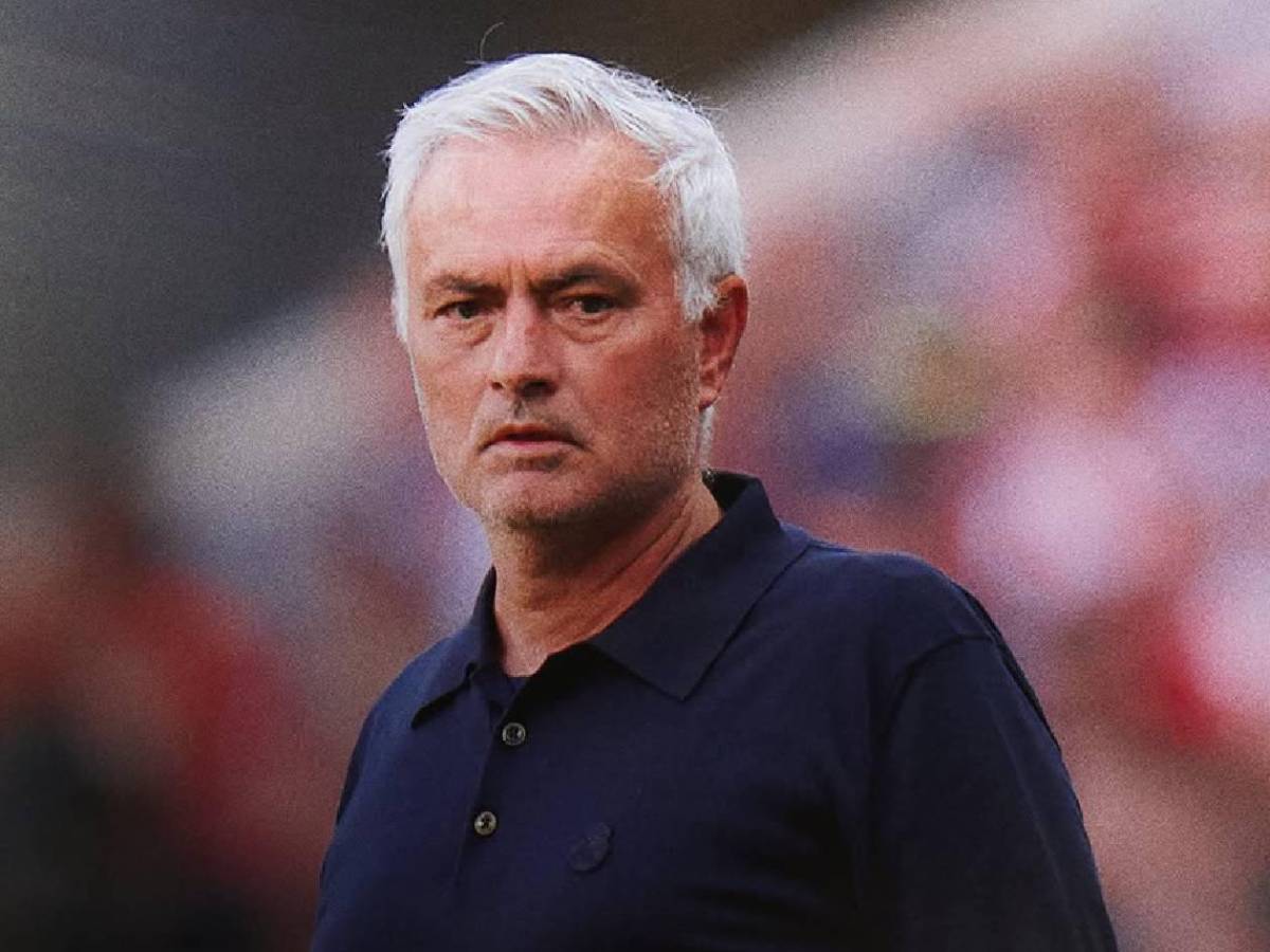 Real Madrid: Mourinho podría ser despedido si pierde el Clásico y ya suena su sustituto