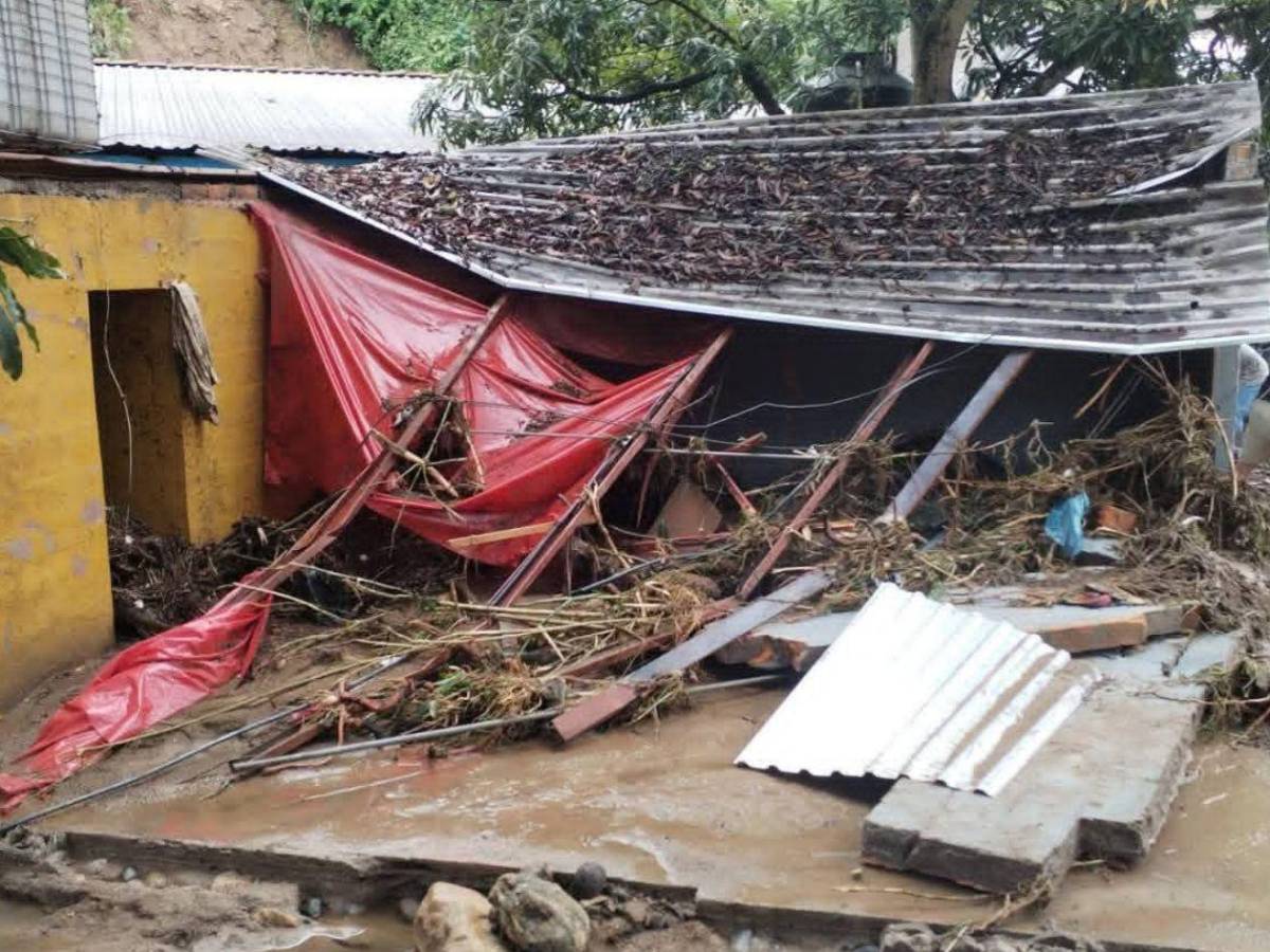 Lo perdimos todo: familias evacuadas tras derrumbes en Tegucigalpa