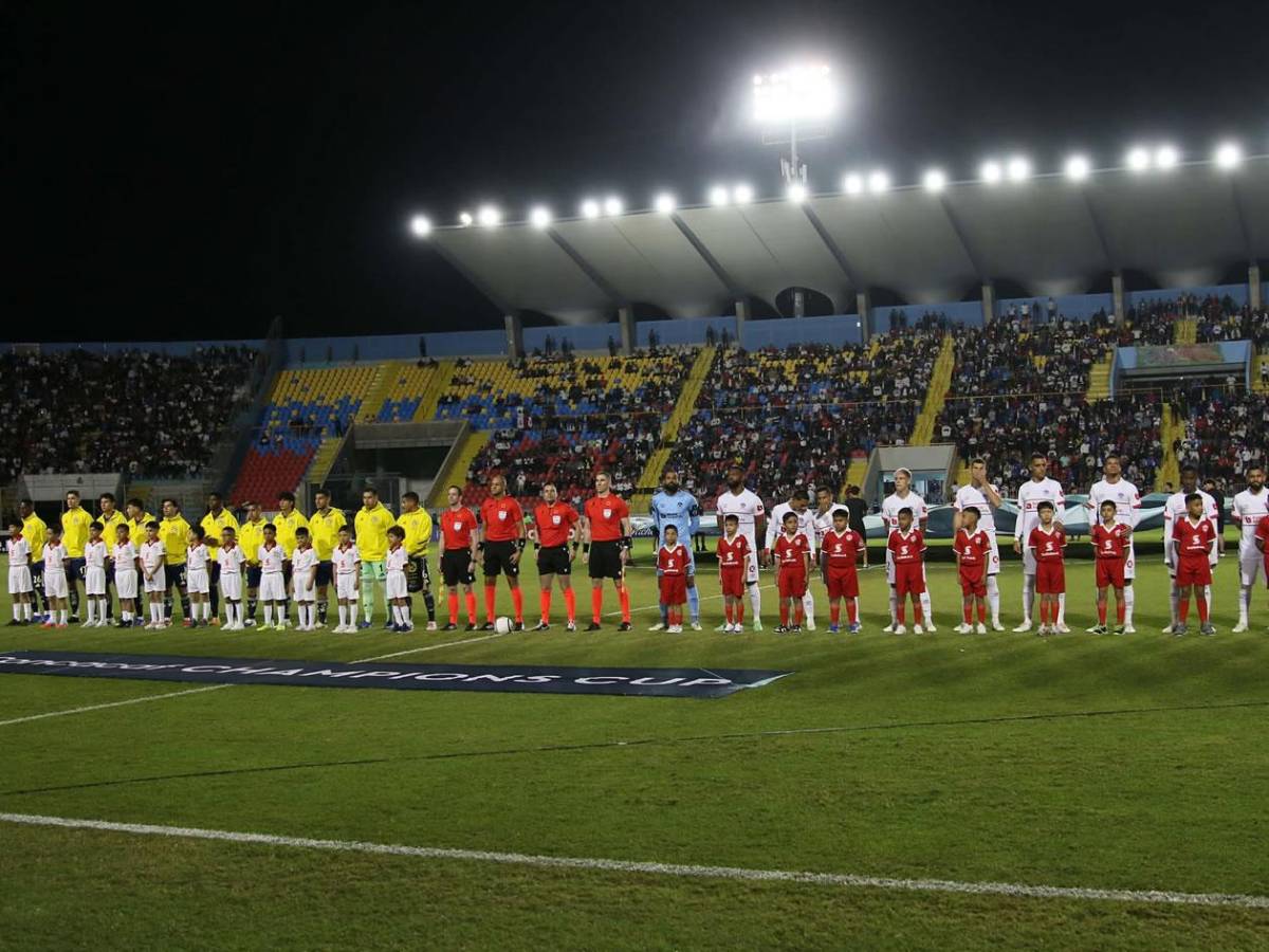 Olimpia se derrumba ante América, dedicatoria de Jorge Álvarez y novia de futbolista