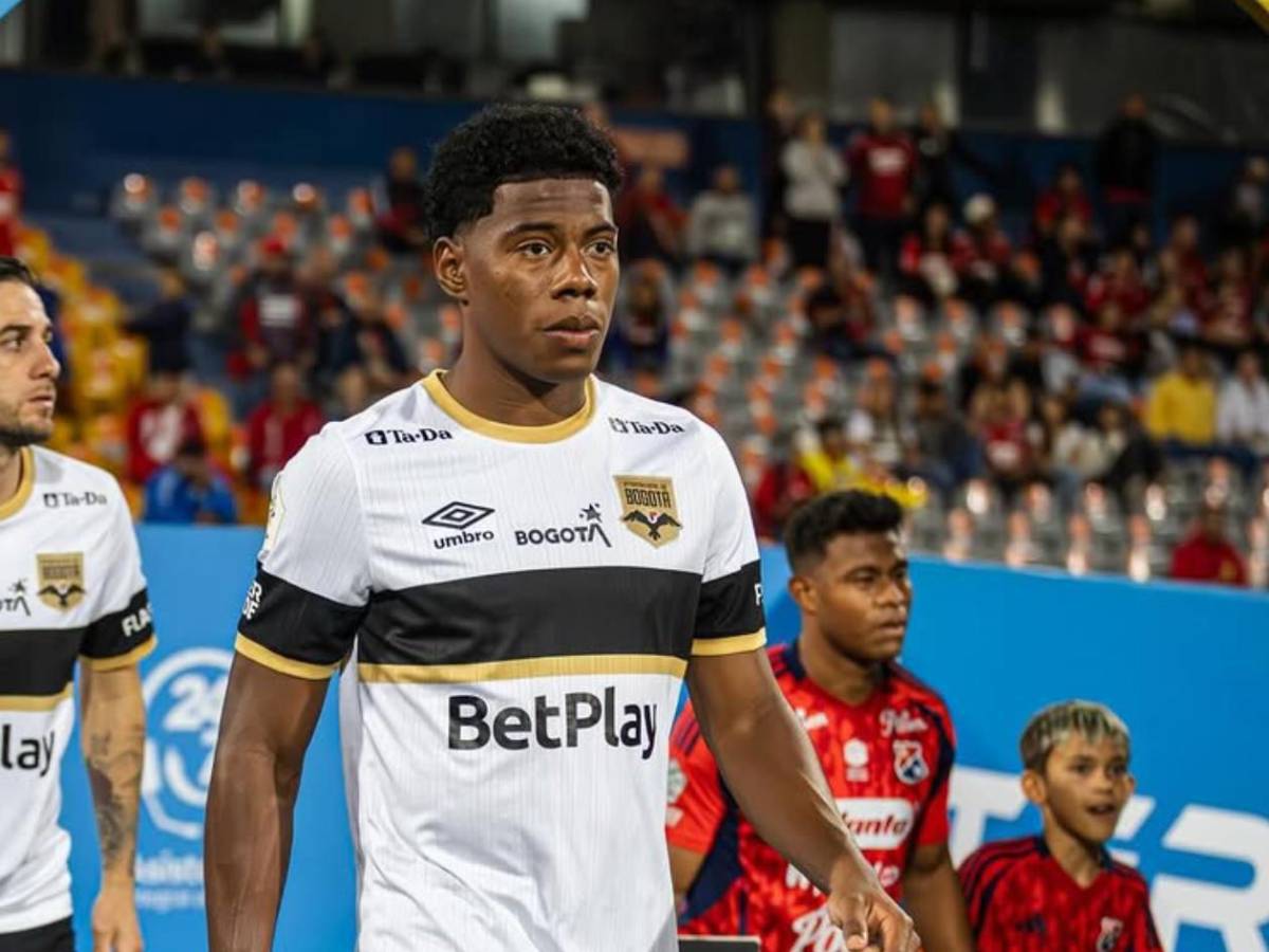 Histórico: Así es el equipo europeo que sorpresivamente compró a Dereck Moncada