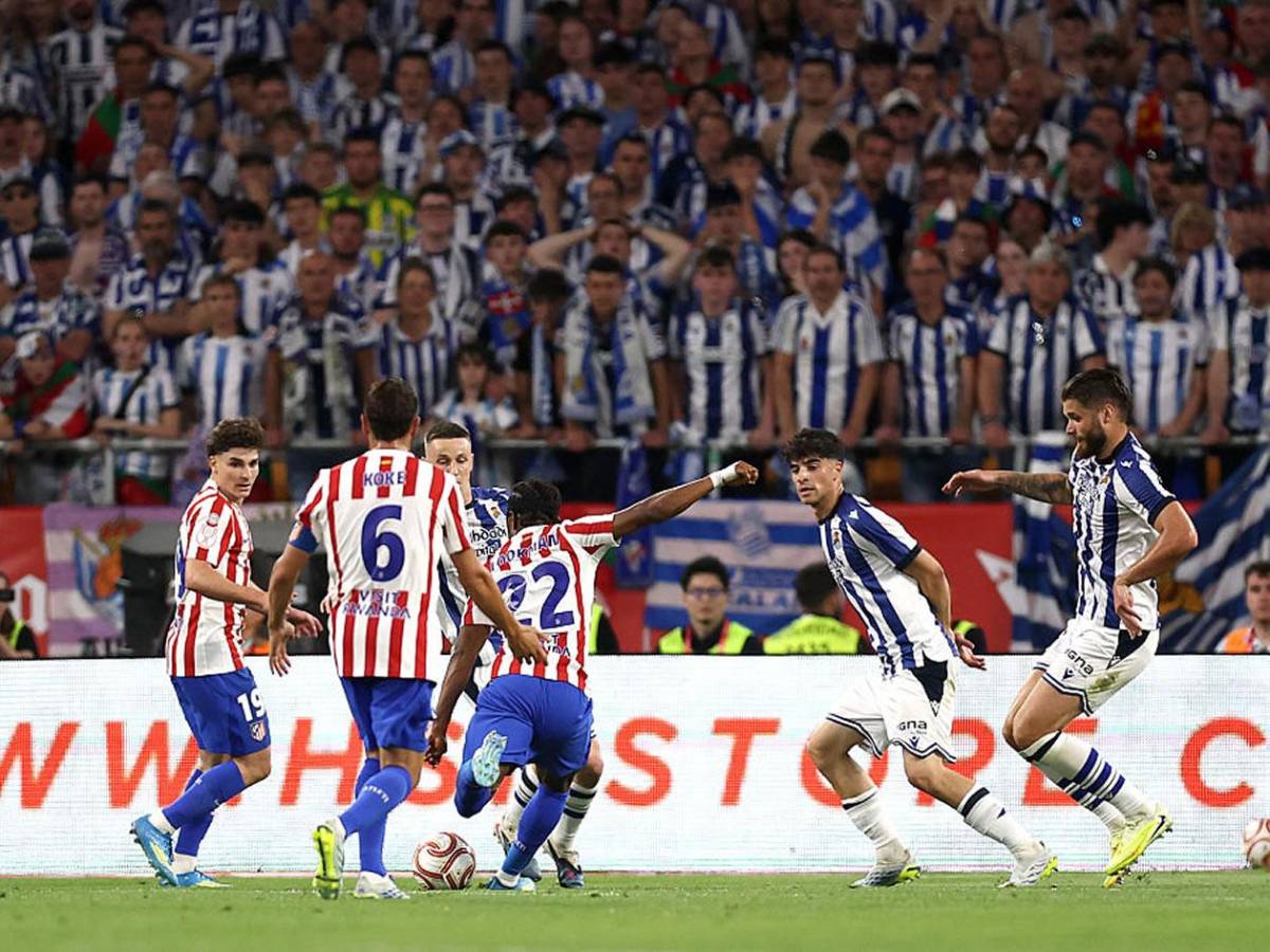 Simeone hundido, Griezmann con triste final y 'madridista' festeja la Copa del Rey