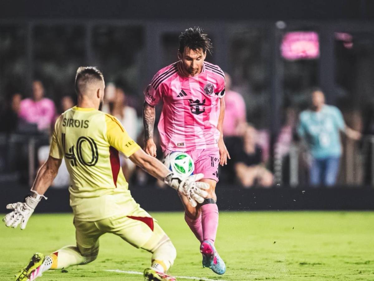 Messi recibe la mejor oferta de todos los tiempos: Jugaría en el lugar menos pensado