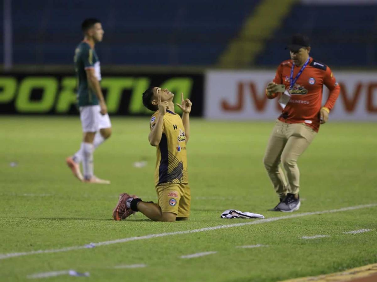 El llanto de Victoria por descender, burla en el estadio Ceibeño y Choloma festeja