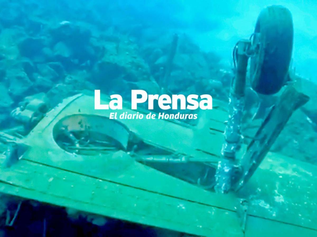 Fotos inéditas: restos del avión del vuelo LNH-018 hundido en Roatán